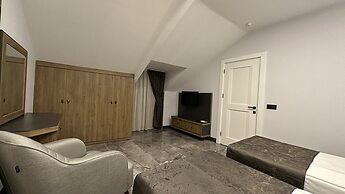 Quality Gold Suit Hotel