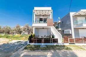 Kleoniki & Irida Residential Complexes