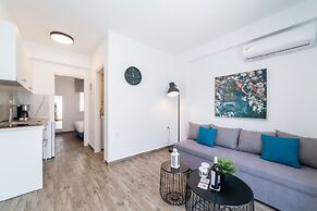 Kleoniki & Irida Residential Complexes