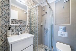 Kleoniki & Irida Residential Complexes