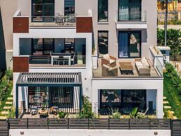 Kleoniki & Irida Residential Complexes