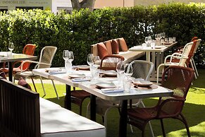 Hôtel et Restaurant La Bastide Bourrelly – Mathias Dandine