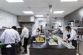Hôtel et Restaurant La Bastide Bourrelly – Mathias Dandine
