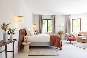 Hôtel et Restaurant La Bastide Bourrelly – Mathias Dandine