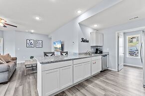 Endless Summer 3 Bedroom Condo by RedAwning