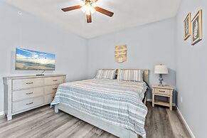 Endless Summer 3 Bedroom Condo by RedAwning