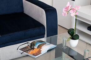 Gdańsk Zaspa Apartment by Renters