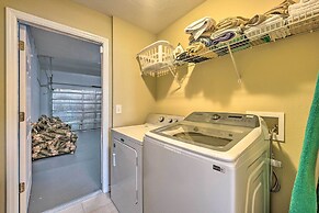 Spacious Family Home w/ Spa in Davenport!