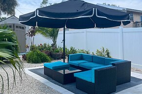 Bayfront Paradise w/ Heated Pool & Balcony!