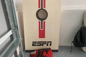 Bayfront Paradise w/ Heated Pool & Balcony!