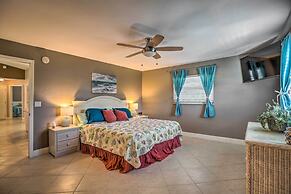 Pool & Outdoor Bar: Cape Coral Home