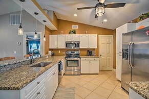 Pool & Outdoor Bar: Cape Coral Home