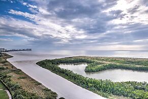 Beachfront Marco Island Resort Condo w/ Pool!