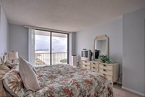 Beachfront Marco Island Resort Condo w/ Pool!