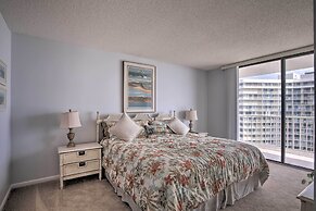 Beachfront Marco Island Resort Condo w/ Pool!