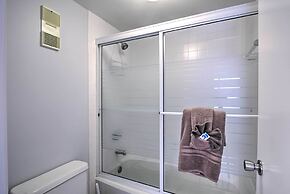 Beachfront Marco Island Resort Condo w/ Pool!