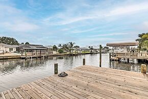 Apollo Beach Waterfront Retreat w/ Boat Dock!