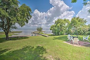Bright Lake Weir Escape w/ Amazing Sunsets!