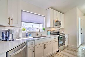 Swim, Fish & Boat: Beachy Home in Cape Coral!