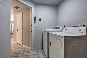 Swim, Fish & Boat: Beachy Home in Cape Coral!