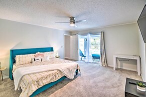 Bright Palm Coast Gem w/ Lanai & Private Pool