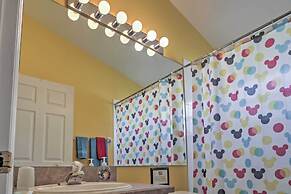 Beautiful Kissimmee Home - 5 Mi to Disney World!