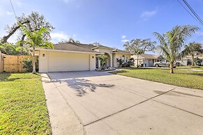 Sunny Bradenton Home w/ Lanai & Screened Pool!