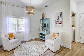 Sunny Bradenton Home w/ Lanai & Screened Pool!