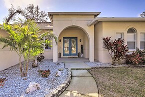 Sunny Bradenton Home w/ Lanai & Screened Pool!