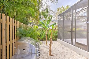 Sunny Bradenton Home w/ Lanai & Screened Pool!