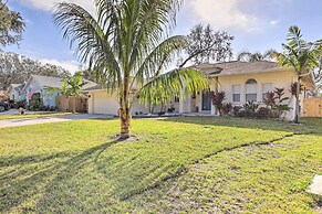 Sunny Bradenton Home w/ Lanai & Screened Pool!