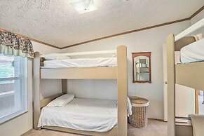 Bright Steinhatchee Home: Proximity to Ocean!