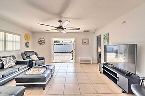 6 Mi to Beach: Bradenton Home w/ Pool & Yard