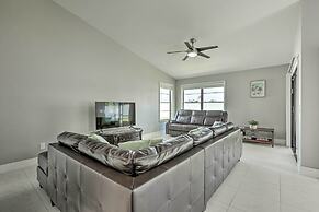 Beautiful Cape Coral Home Near Dining & Shops