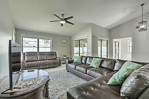 Beautiful Cape Coral Home Near Dining & Shops