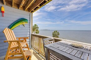 Beach & Pool Access at Condo on Cedar Key!