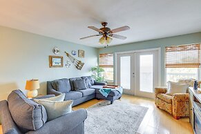 Beach & Pool Access at Condo on Cedar Key!