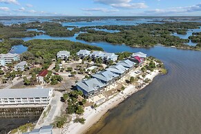 Beach & Pool Access at Condo on Cedar Key!