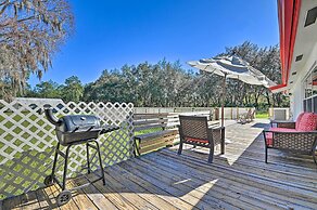 Central Florida Escape on 5 Acres w/ Grill & Pool!