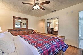 Central Florida Escape on 5 Acres w/ Grill & Pool!