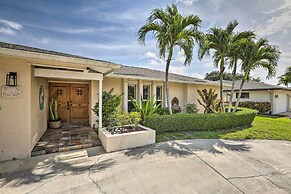 Private Pool + Covered Patio: Cape Coral Haven!