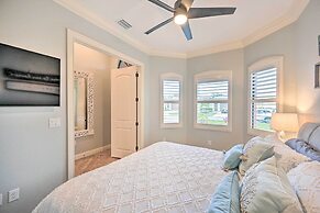 Coastal Naples Getaway ~ 2 Mi to Beaches!