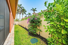 Coastal Naples Getaway ~ 2 Mi to Beaches!