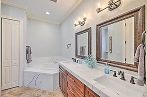 Coastal Naples Getaway ~ 2 Mi to Beaches!