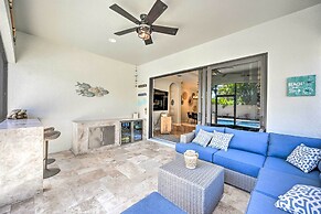 Coastal Naples Getaway ~ 2 Mi to Beaches!