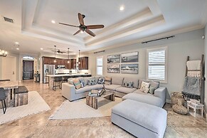 Coastal Naples Getaway ~ 2 Mi to Beaches!