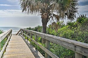 Coastal Penthouse: Steps to New Smyrna Beach!