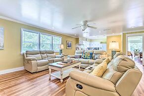 Charming Home: 2 Mi to Dtwn Defuniak Springs!