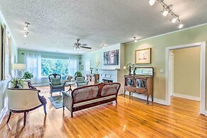 Charming Home: 2 Mi to Dtwn Defuniak Springs!