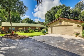 Lakefront Frostproof Vacation Rental w/ Beach!